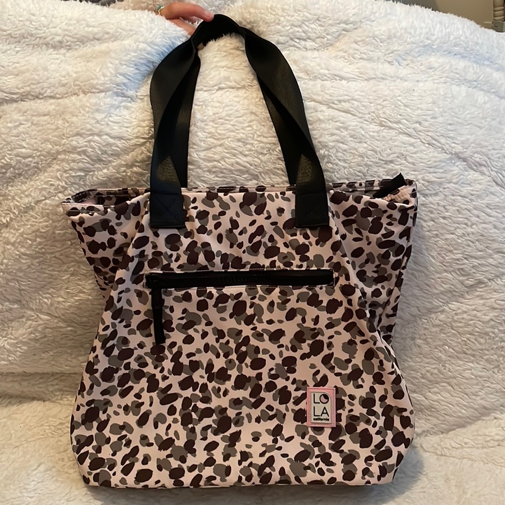 LOLA California SPRITE RECYCLED NYLON CARRYALL TOTE